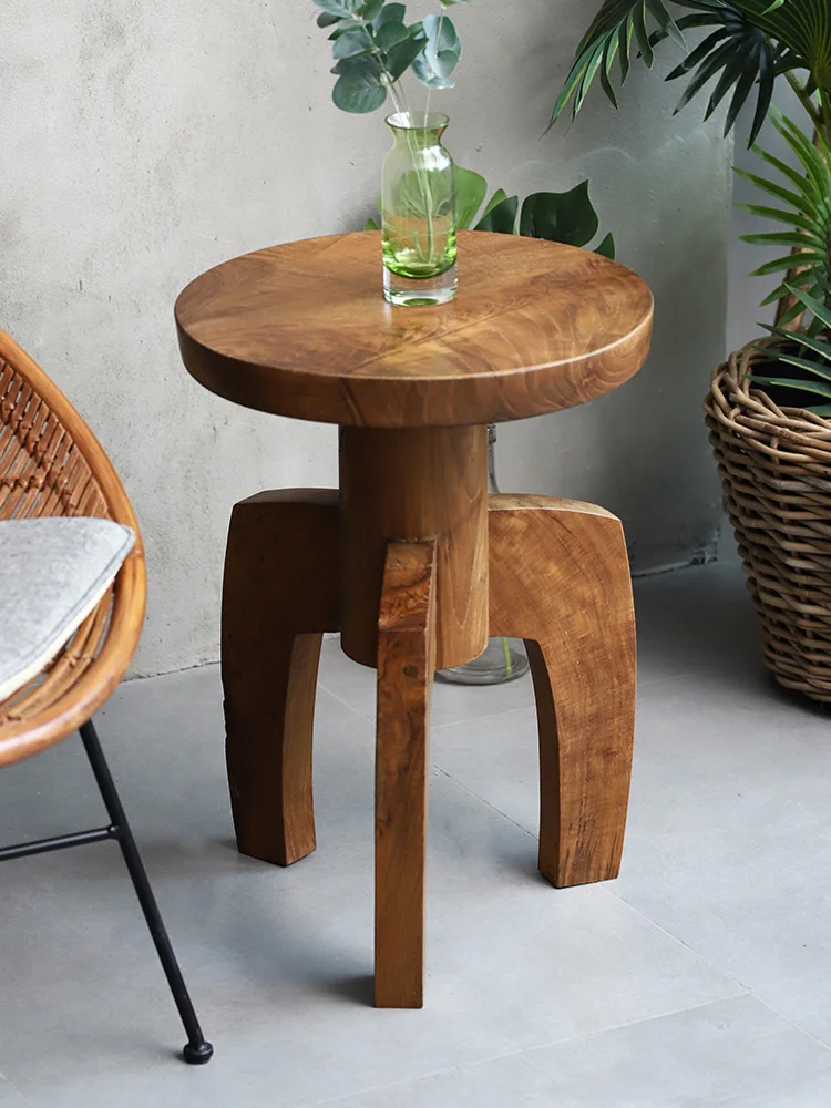 Round coffee table A few simpl - Coffee Tea Near reseña y precio