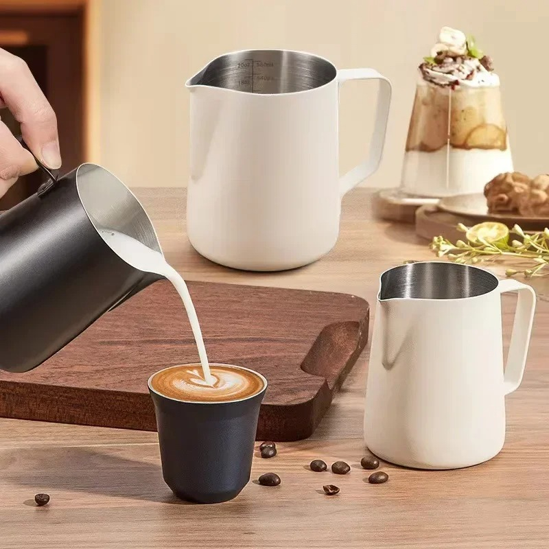 Coffee Milk Frothing Pitcher J - Barista Milk Jug reseña y precio